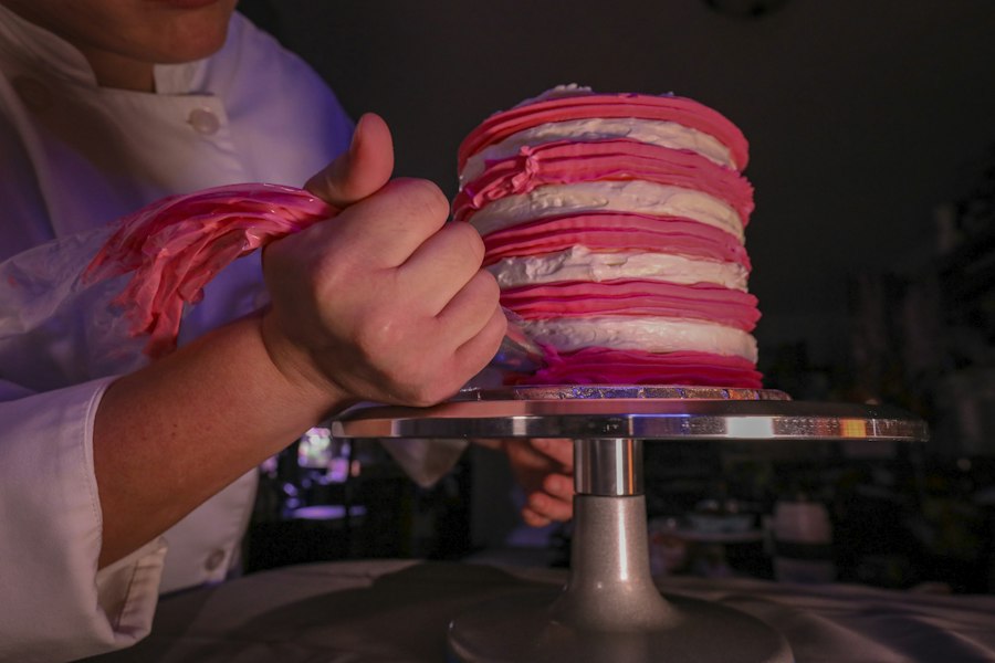 Stripe & pink