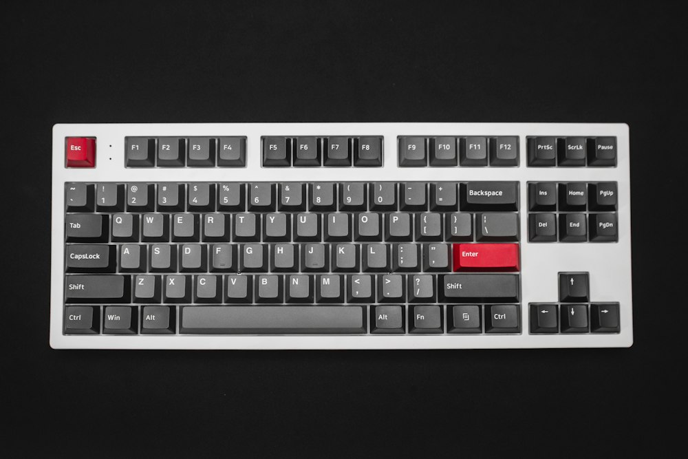 TKL White Keyboard